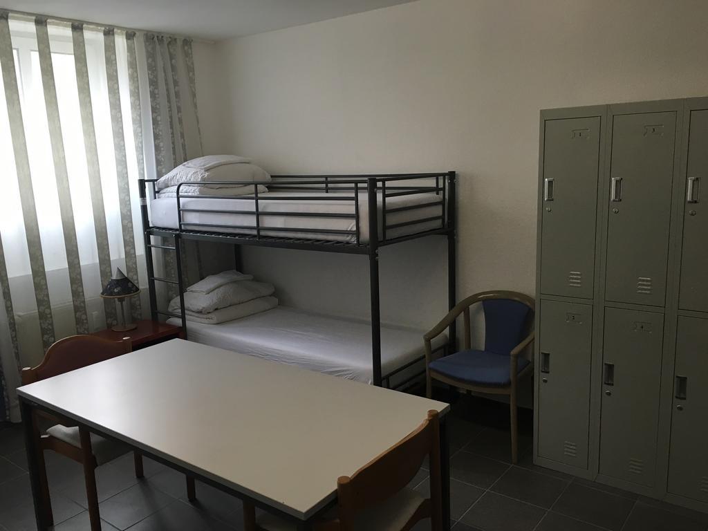 Hotel-Pension Adamshof เบอร์ลิน ภายนอก รูปภาพ